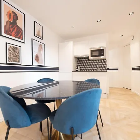 Mbm - Michelis * Neuilly-sur-Seine